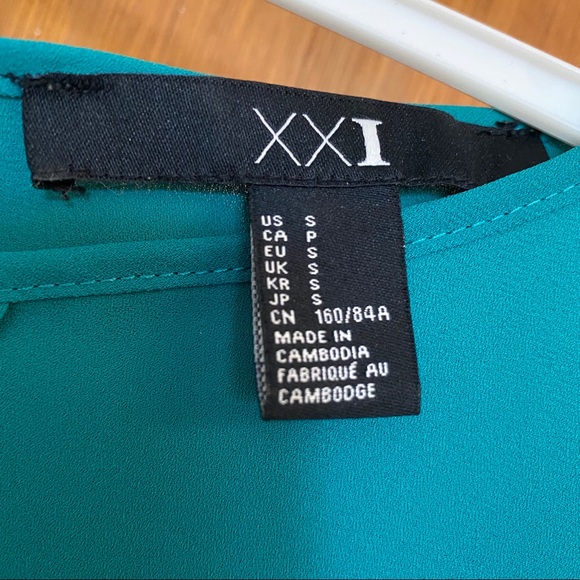 (Free add on/price negotiable) Forever 21 Blouse - Picture 4 of 6